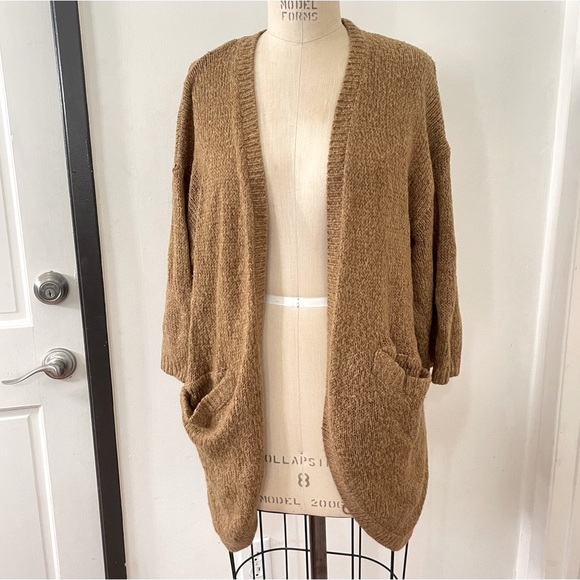 H&M size M camel knit cardigan with pockets - Picture 1 of 9
